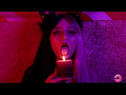 ❤️ Μια παθιασμένη πίπα από ένα σέξι Succubus με ένα σπέρμα στο στόμα της. ❤️❌ Πόρνο ❌